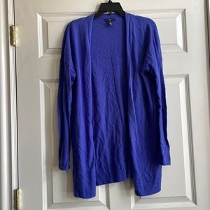 Blue light weight sweater cardigan. Size- large Brand- Gap